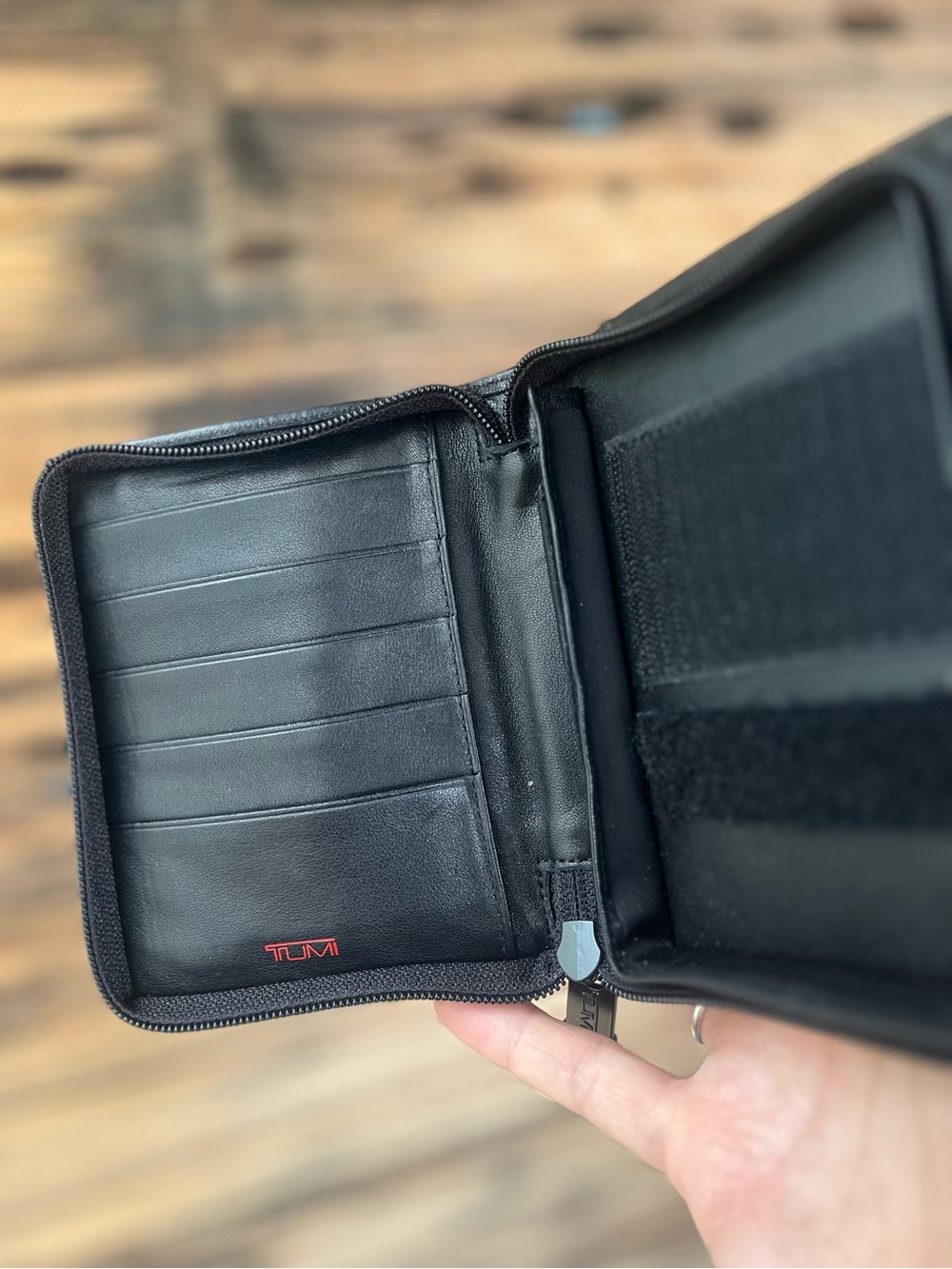 TUMI | Black Leather Zip Card Wallet